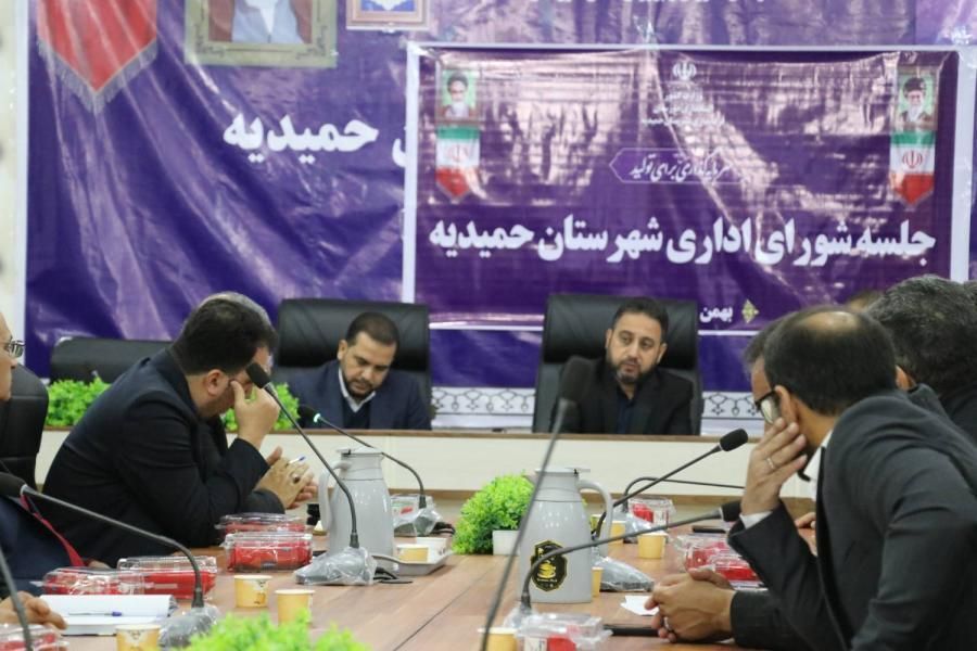 نماینده اهواز در شورای اداری حمیدیه:تصمیم‌های راهبردی و شجاعانه، مسیر رفع مشکلات خوزستان را هموار می‌کند