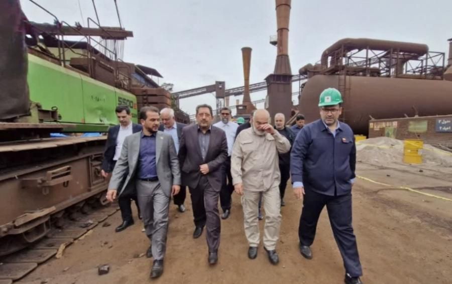 بازدید نماینده اهواز به همراه وزیر صمت از واحدهای فولادی و تولیدی استان
