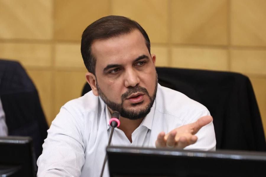 اجرای تصمیمات اقتصادی دولت نباید تولیدکننده و مصرف کننده را دچار مشکل کند